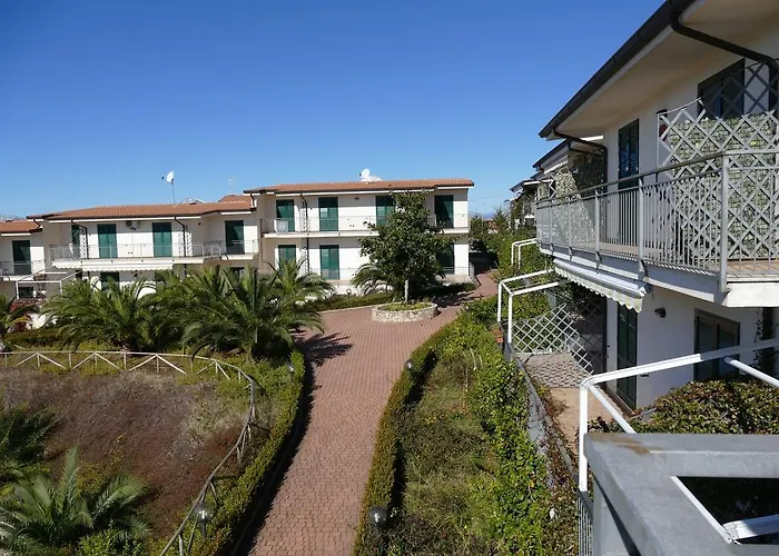 Parco Meridiana Apartament *